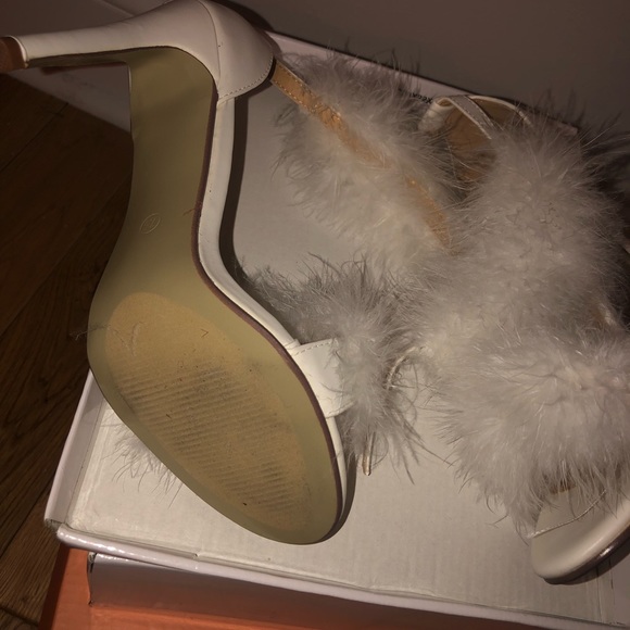 White sandal heels Cape Robbin - Picture 5 of 8